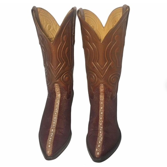 brown stingray boots